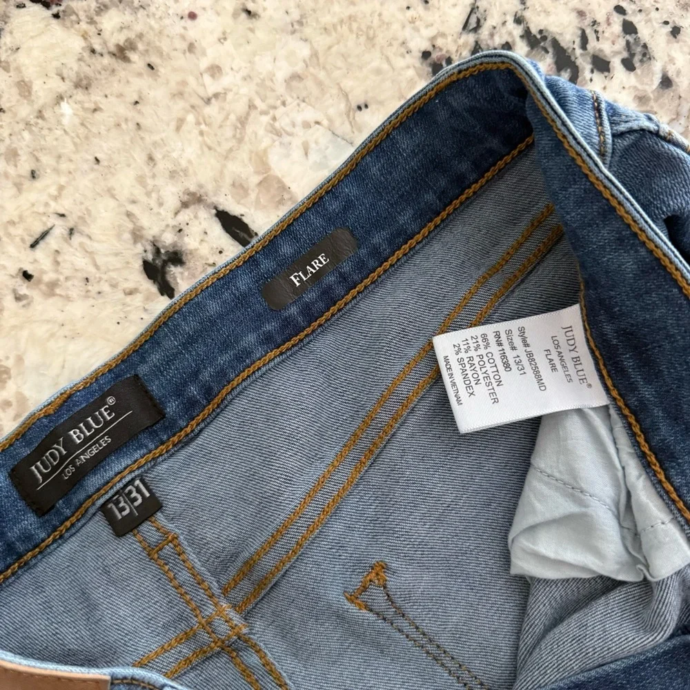 Judy Blue High Waist Classic Flare Denim Jeans 13/31 JB82588MD - Picture 8 of 15
